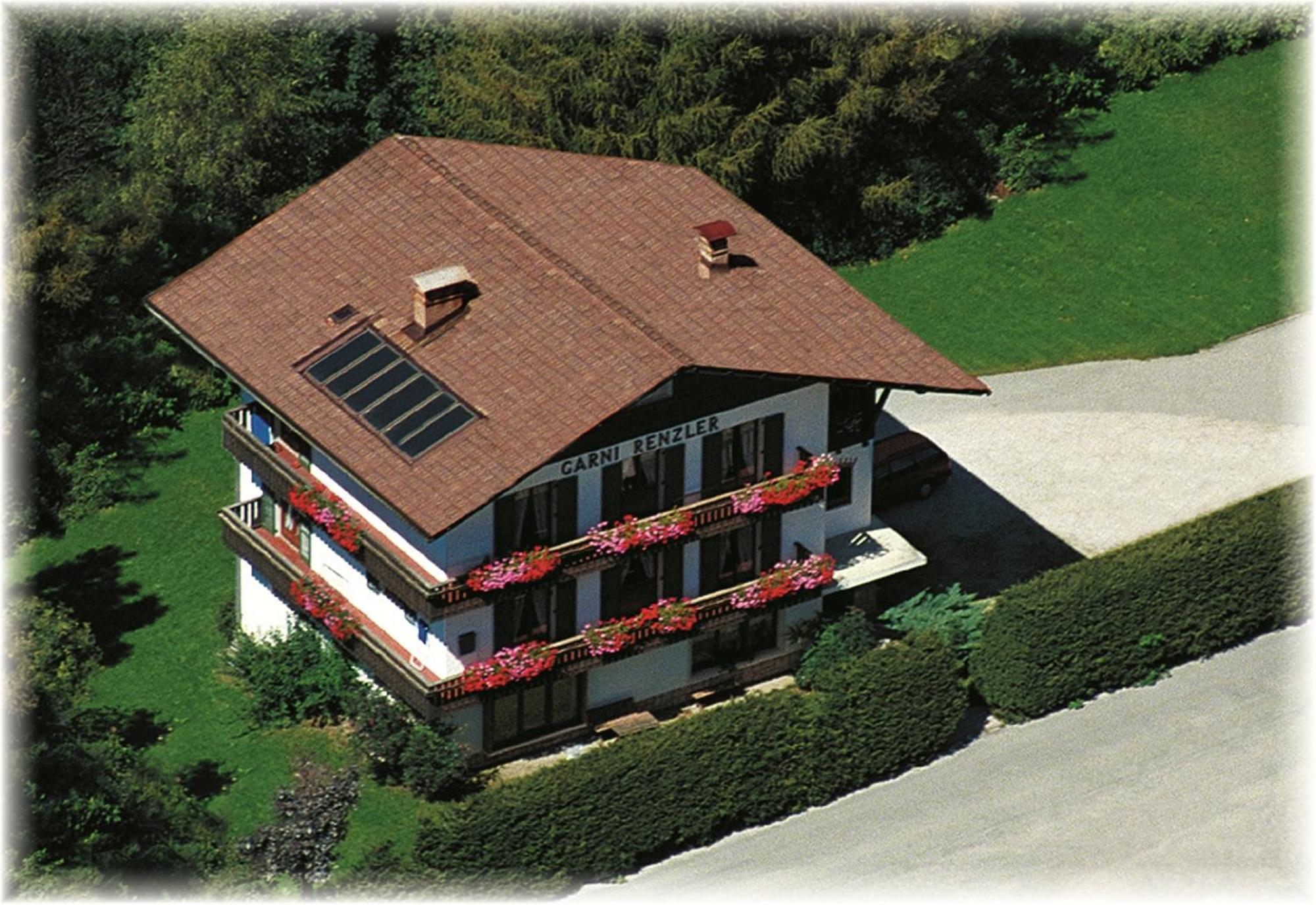 Garni Renzler Bed & Breakfast Rasun di Sopra Ngoại thất bức ảnh